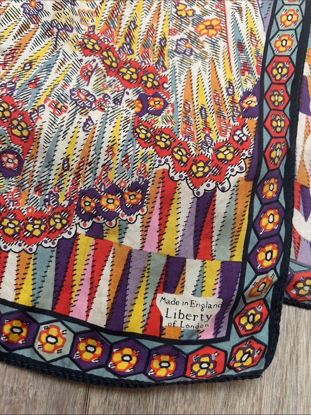 VTG Silk Liberty of London Made In England Vibrant Floral Fan Print Long Scarf - Picture 13 of 16